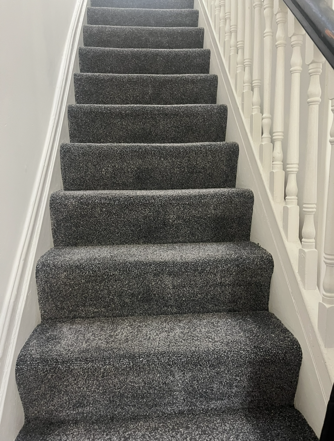 Stairs carpet cleaning for rental property by Epic Clean